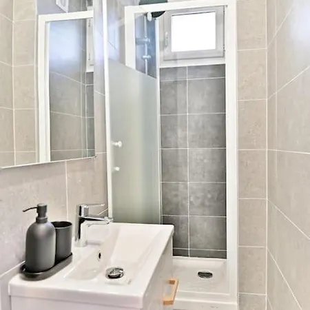 Appartement Sejour Dans Un 2 Pieces Confortable - Proche Paris - Ii