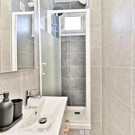 Sejour Dans Un 2 Pieces Confortable - Proche Paris - Ii *